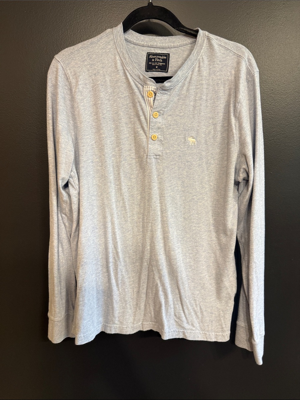 Abercrombie & Fitch Light Blue-Gray Long-Sleeve Henley